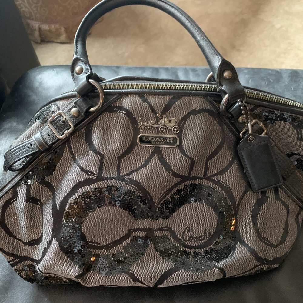Coach Sequenced Mint Condition Holiday Shoulder B… - image 6